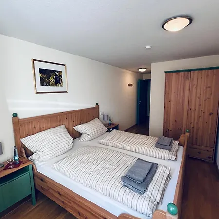 Landgasthof Rebstock 3* אואגן