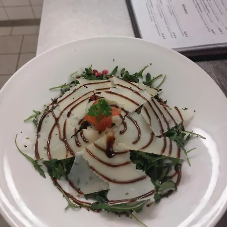 Landgasthof Rebstock 3* אואגן